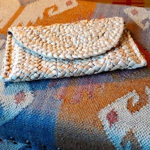 Jute clutch